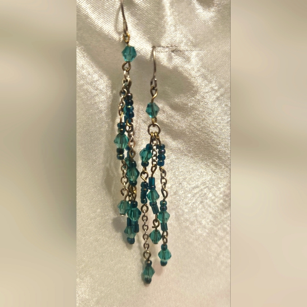 Green crystal earrings